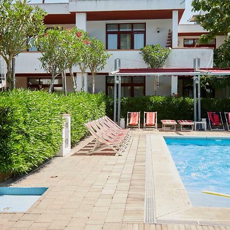 Hotel Residence Key Club Montalto di Castro Buitenkant foto